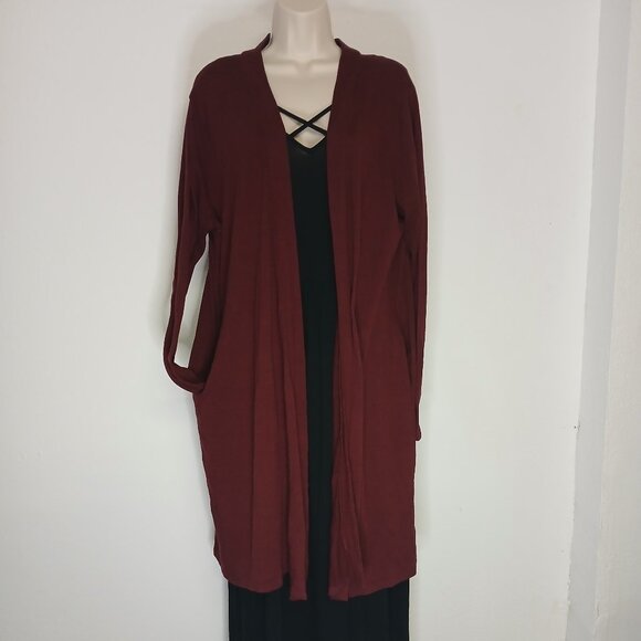 Zenana Outfitters Sweaters - UEC Zenana Outfitters Maroon Long Sweater Duster with pockets size 3X